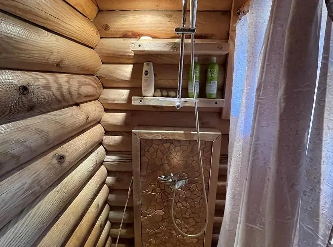 펜션 Nuustakumajad